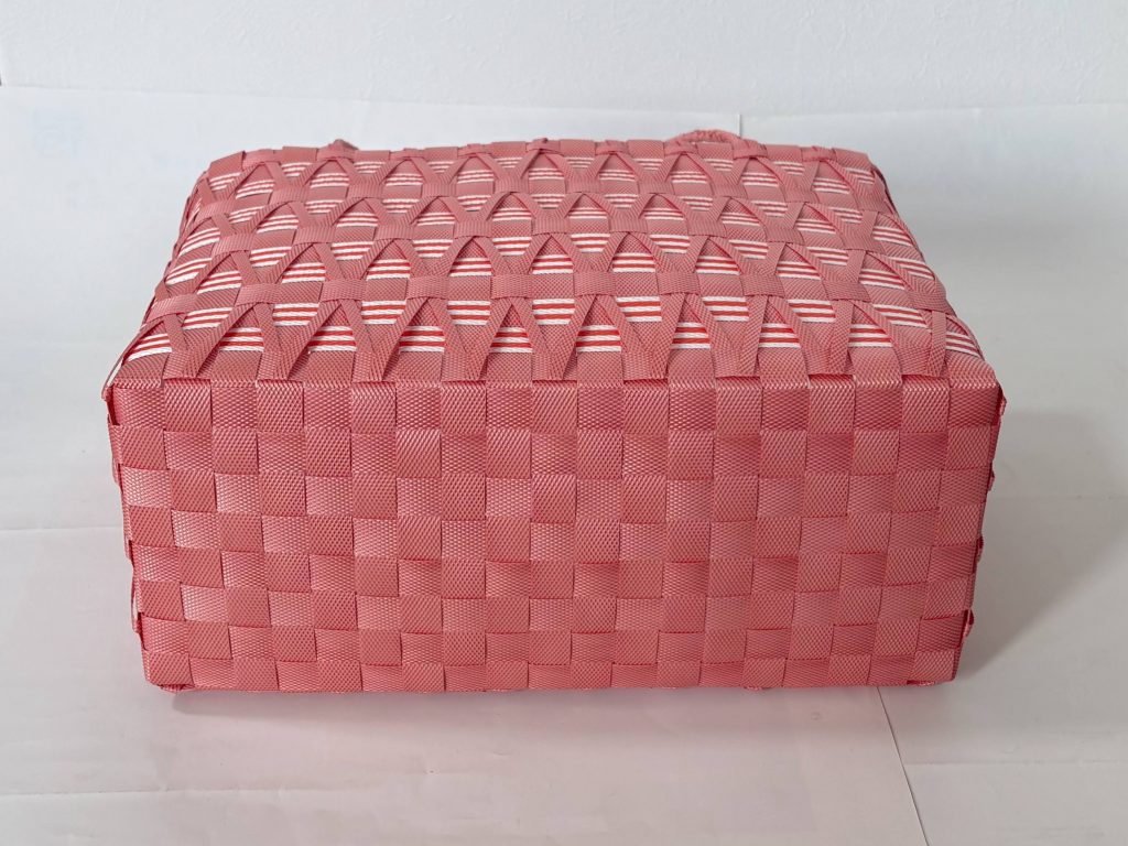 菱模様のステッチ、底