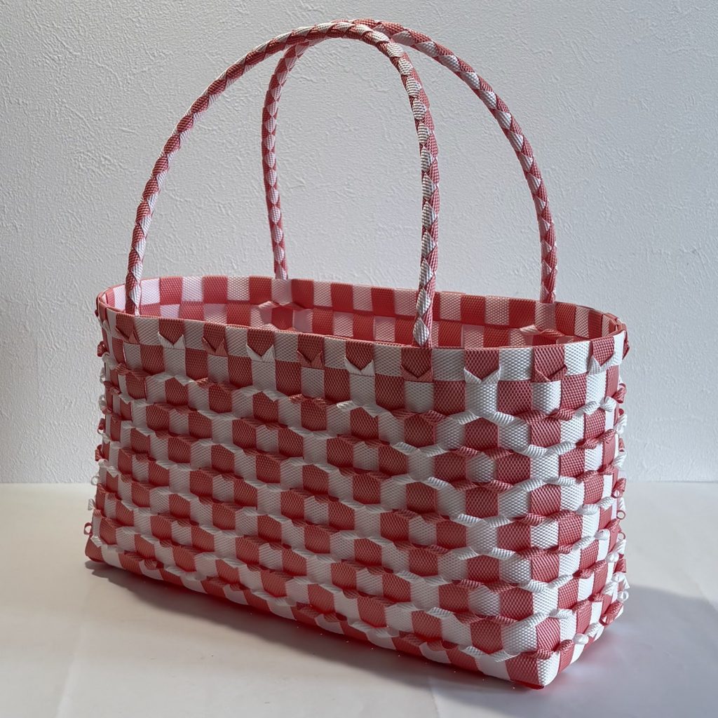 stitch pattern named 
花菱(はなびし)模様 / Floral Diamond Pattern