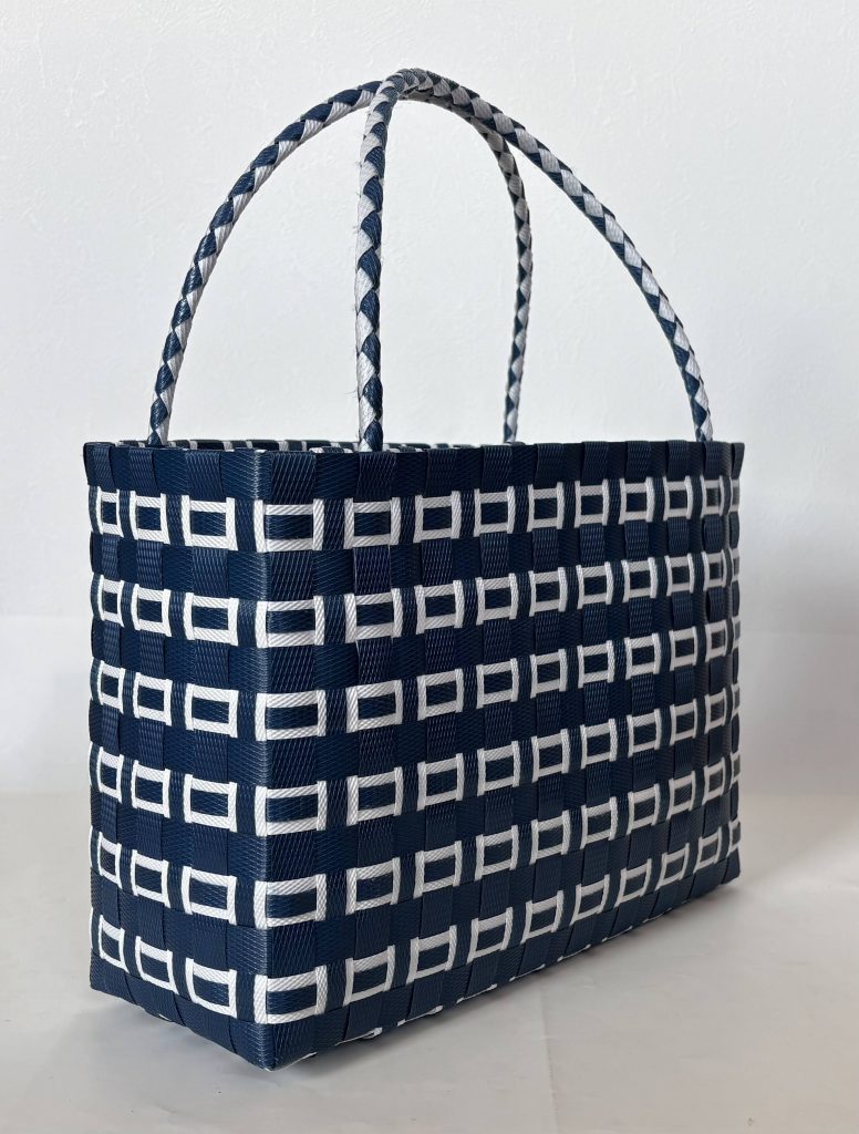 stitch pattern named 
窓模様 / Windowpane Pattern