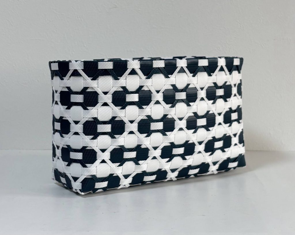 stitch pattern named 
インベーダー模様 / Invader Pattern