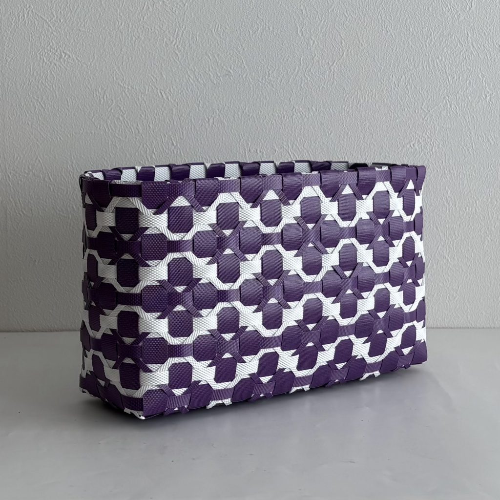 stitch pattern named 
連花模様 / Linked Flowers Pattern