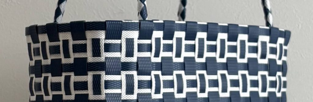 縁の後差しひもがずれてしまいました