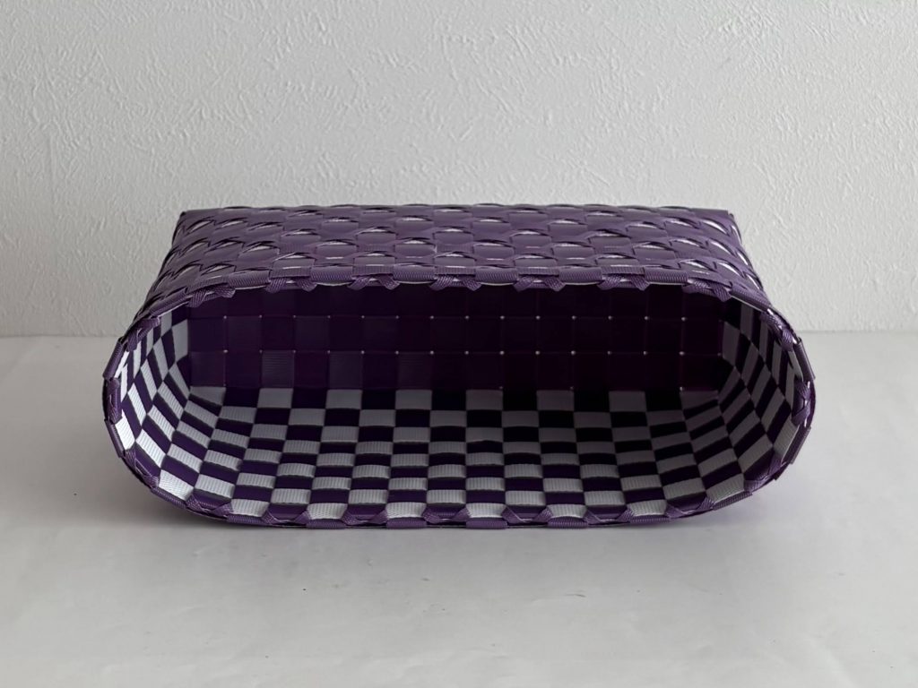 星模様のステッチのかご、内側