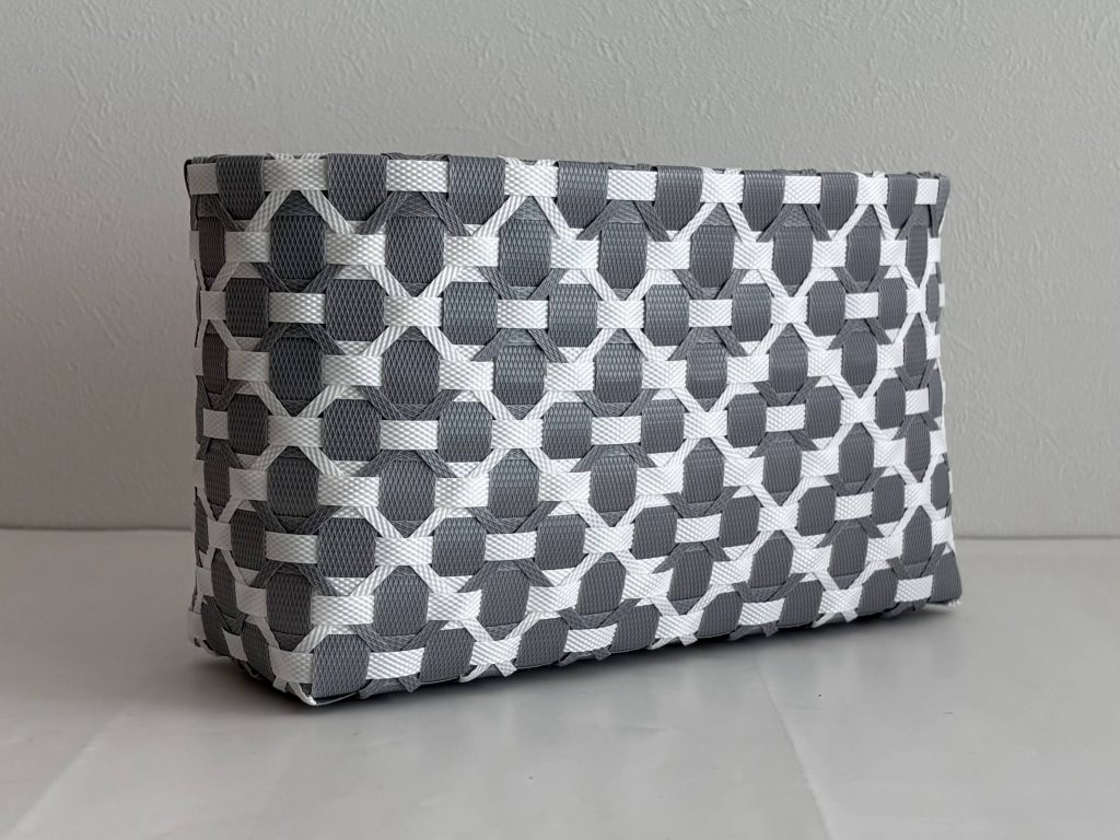stitch pattern named 
松皮菱(まつかわびし)模様 / Overlapping diamond Pattern
